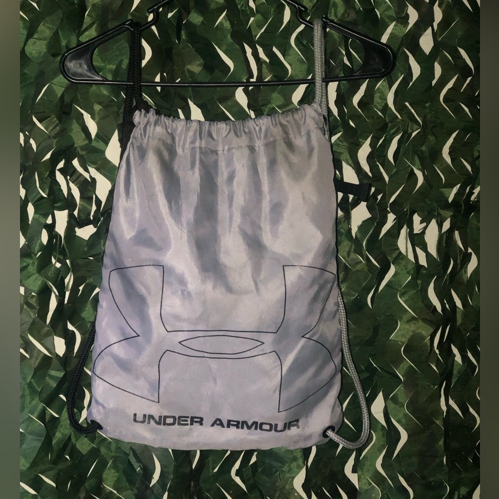 Under Armour Gray Drawstring Backpack - image 1